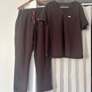 Women’s Figs Scrubs 2xl Color chocolate